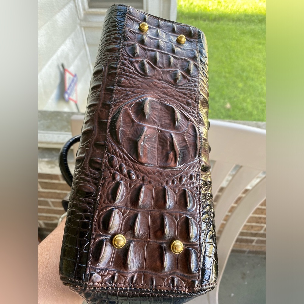 HOST PICK BRAHMIN BROWN GATOR SHOULDER BAG - Picture 7 of 8
